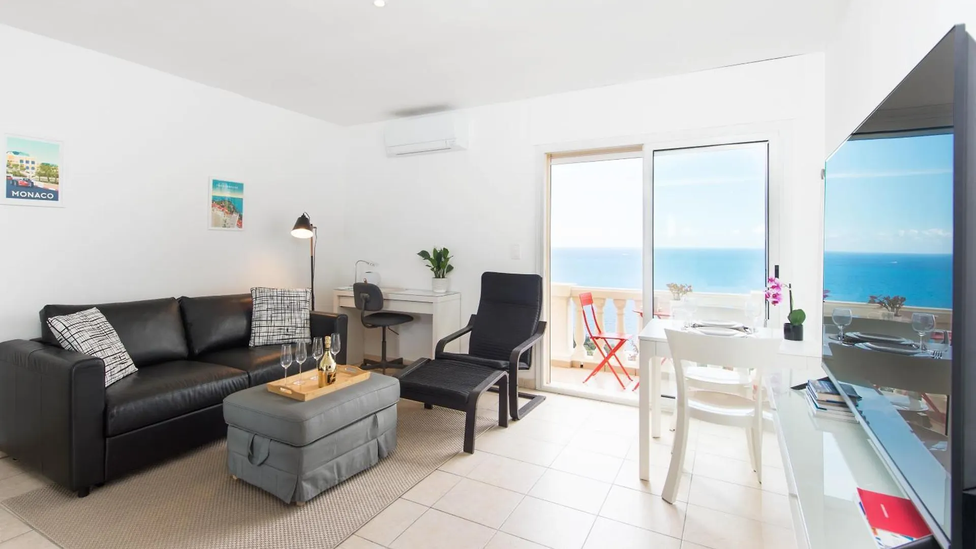 Apartment Somptueux 2 Pieces Vue Epoustouflante Mer -Parking Roquebrune-Cap-Martin